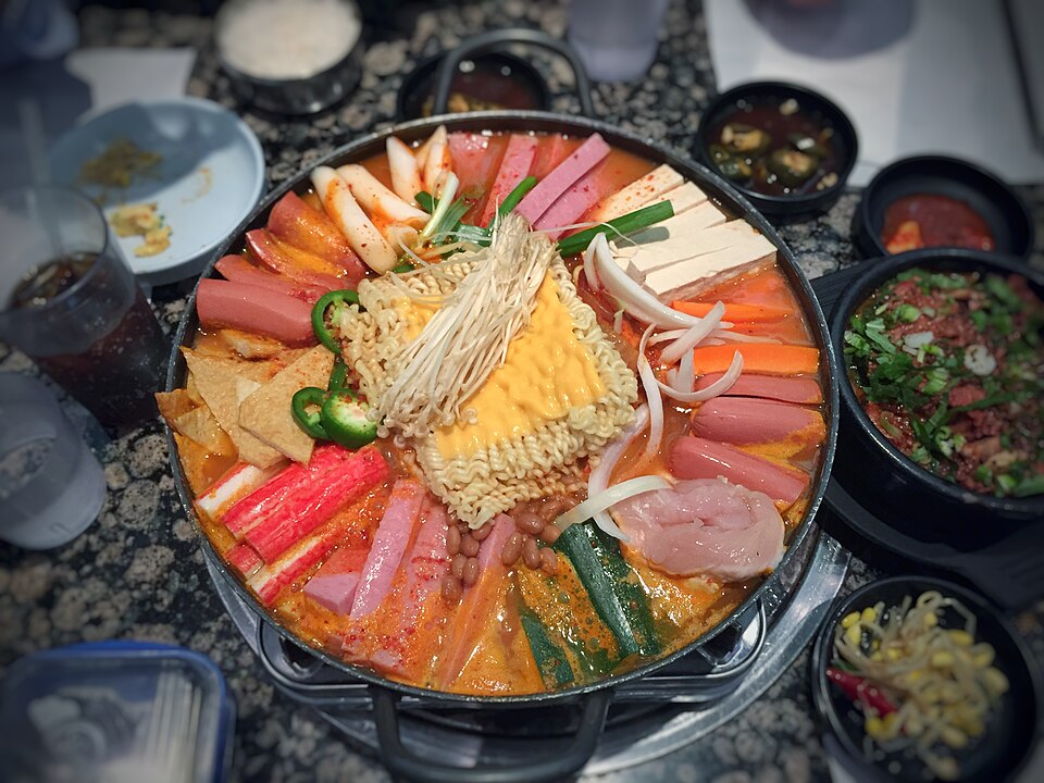 부대찌개